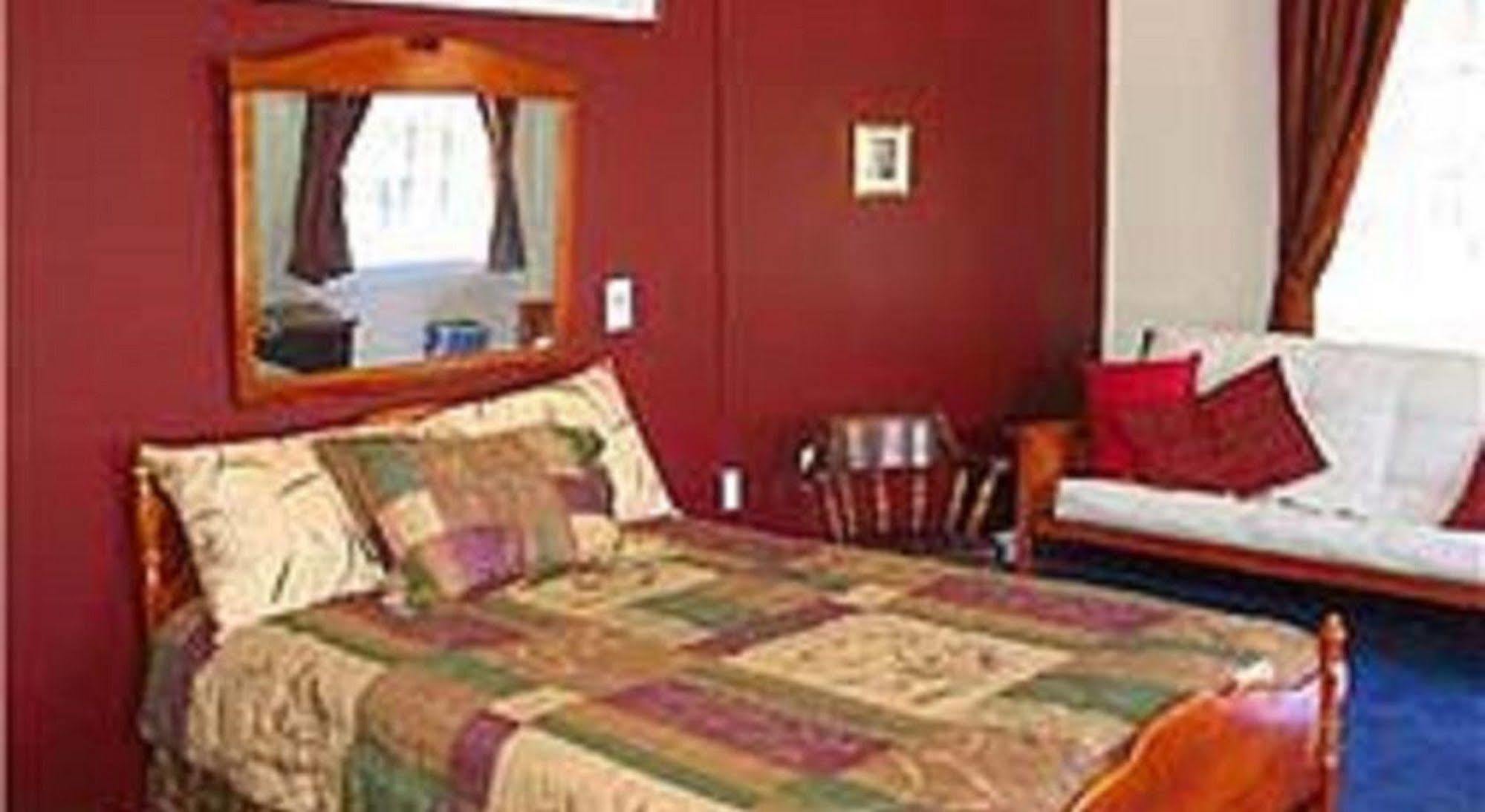 Macarthur Inn Narrows Habitación foto